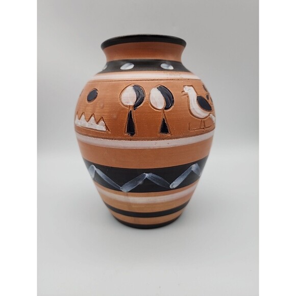 Italian Made Hieroglyphics Egyptian Styled Terracotta Vase Made in Italy - Picture 2 of 12